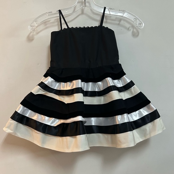 Alice & Olivia Toddler Girls Kids Holiday Silk Dress Size 4 (4T) EUC - Picture 4 of 13